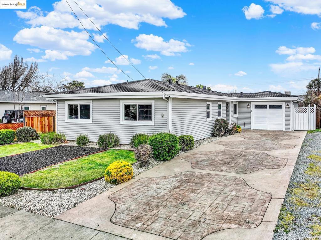 Photo of Listing #41091335