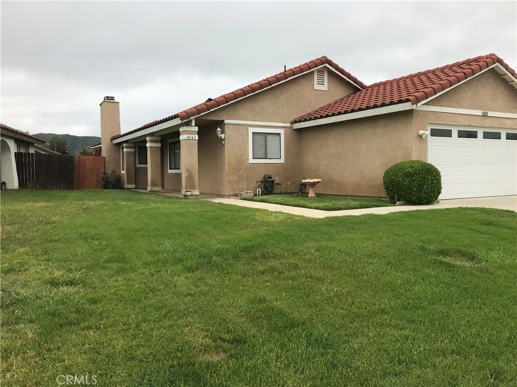 Photo of Listing #IV25068868