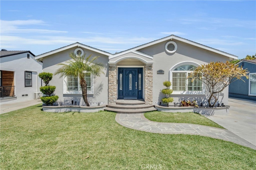 Photo of Listing #DW25068729