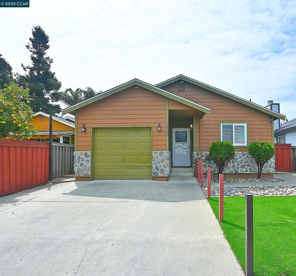 Photo of Listing #41091363