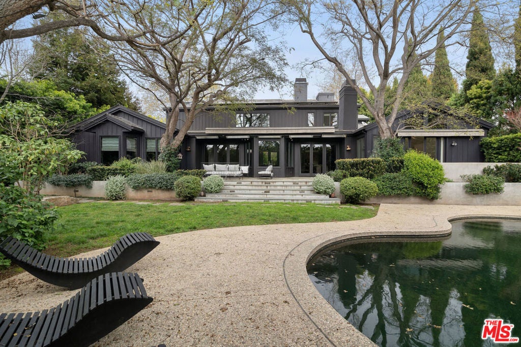 Photo of Listing #25516091