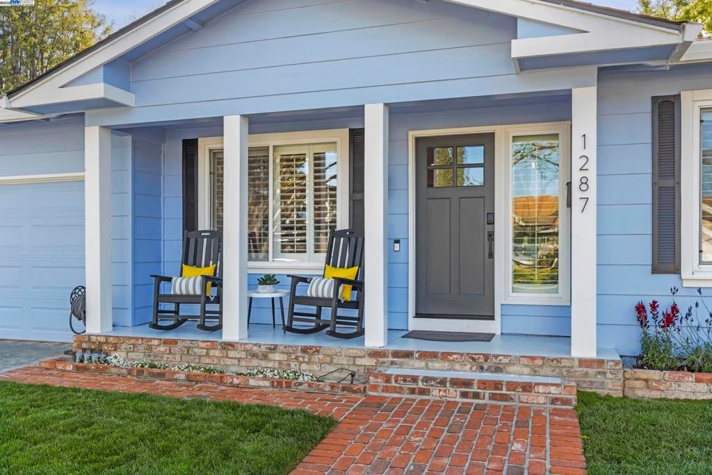 Photo of Listing #41091378