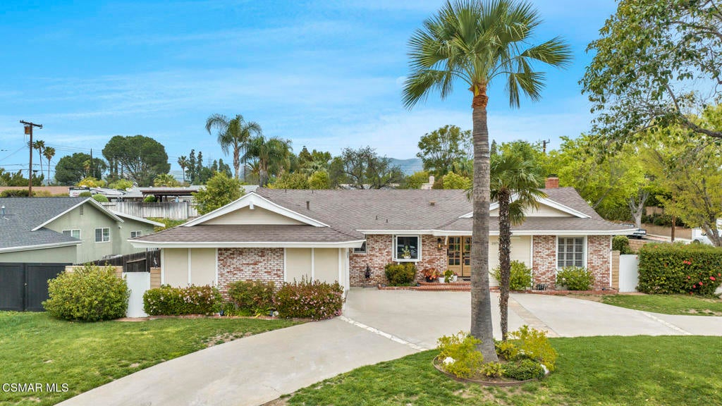 Photo of Listing #225001546