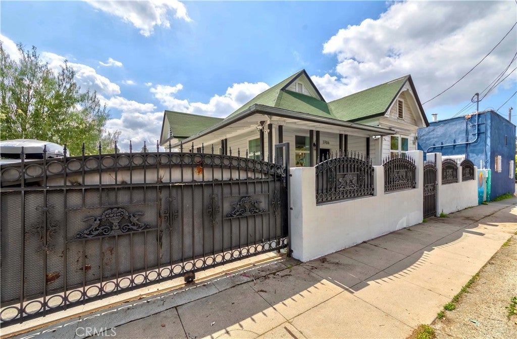 Photo of Listing #PW25069593