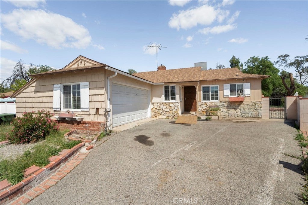 Photo of Listing #SR25069589