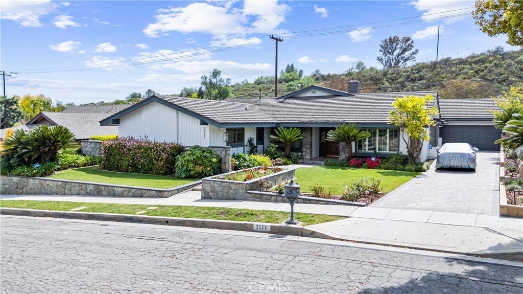 Photo of Listing #PW25045909