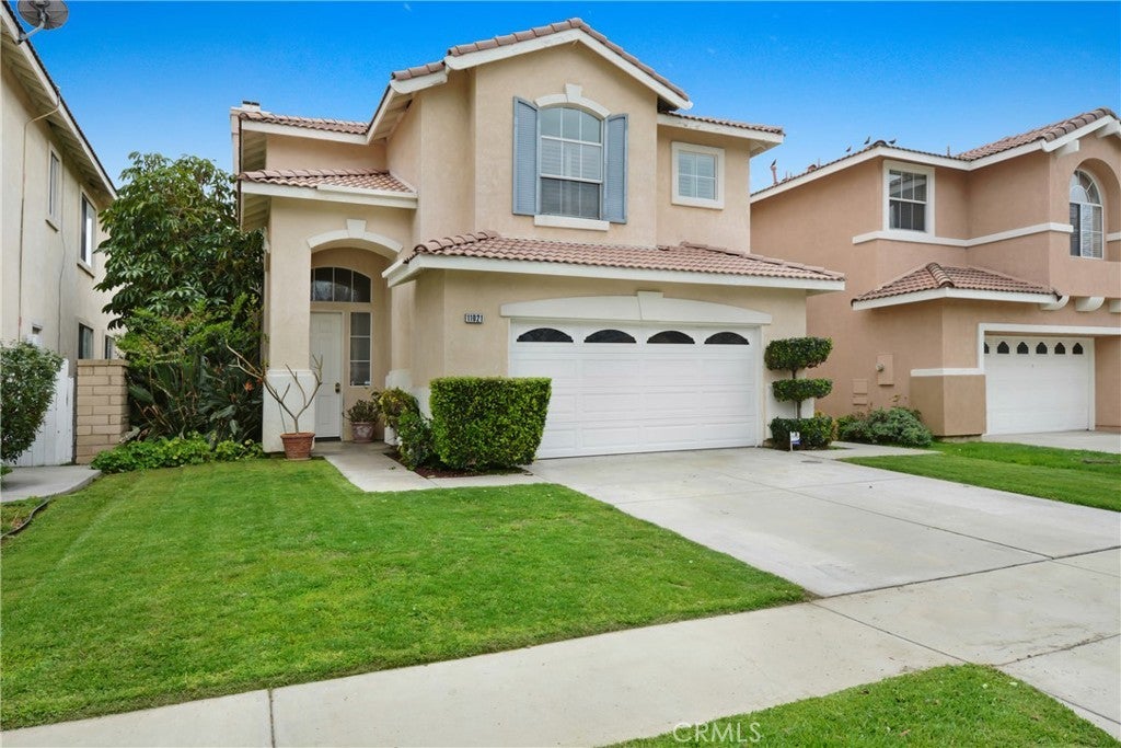 Photo of Listing #IV25069596