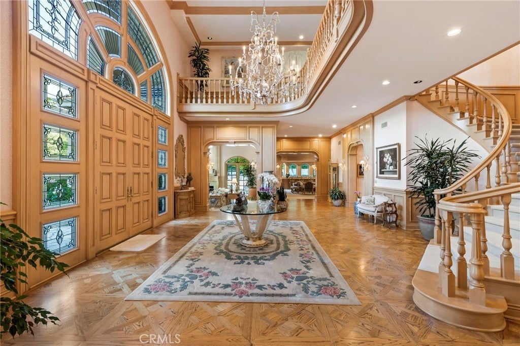 Photo of Listing #MB25070123