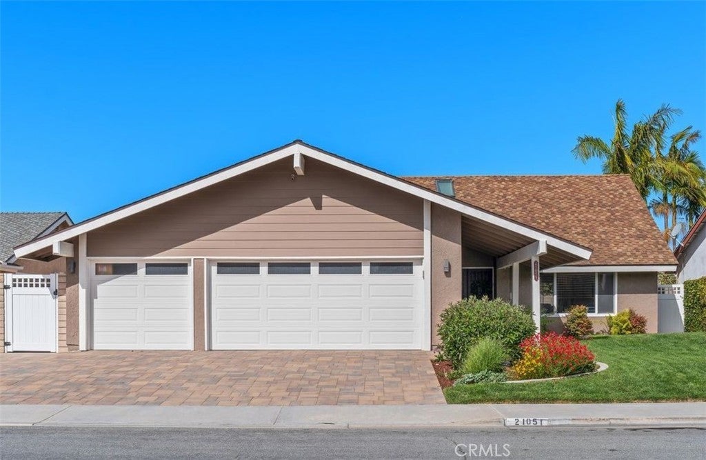 Photo of Listing #OC25069294