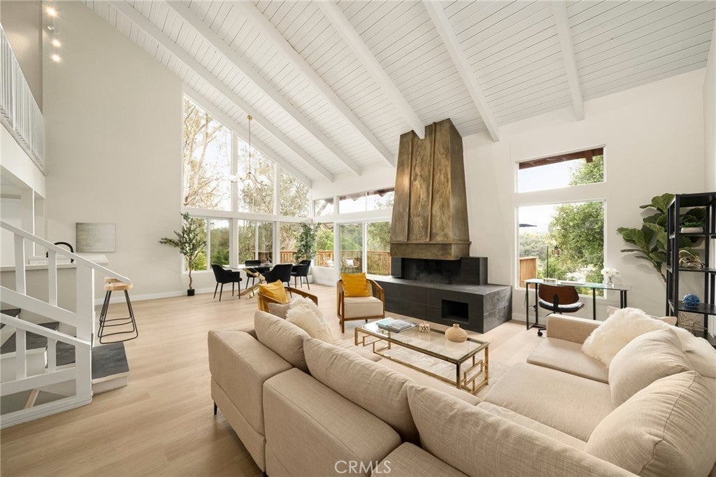 Photo of Listing #PW25070302