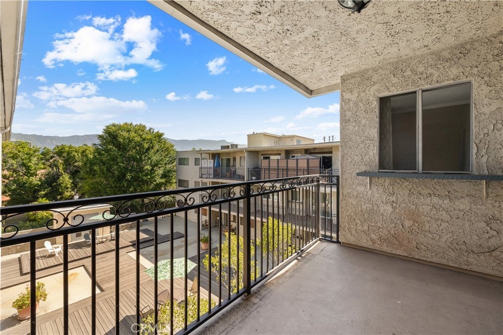 Photo of Listing #CV25070303