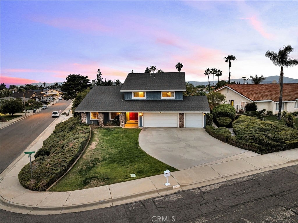 Photo of Listing #IV25059567