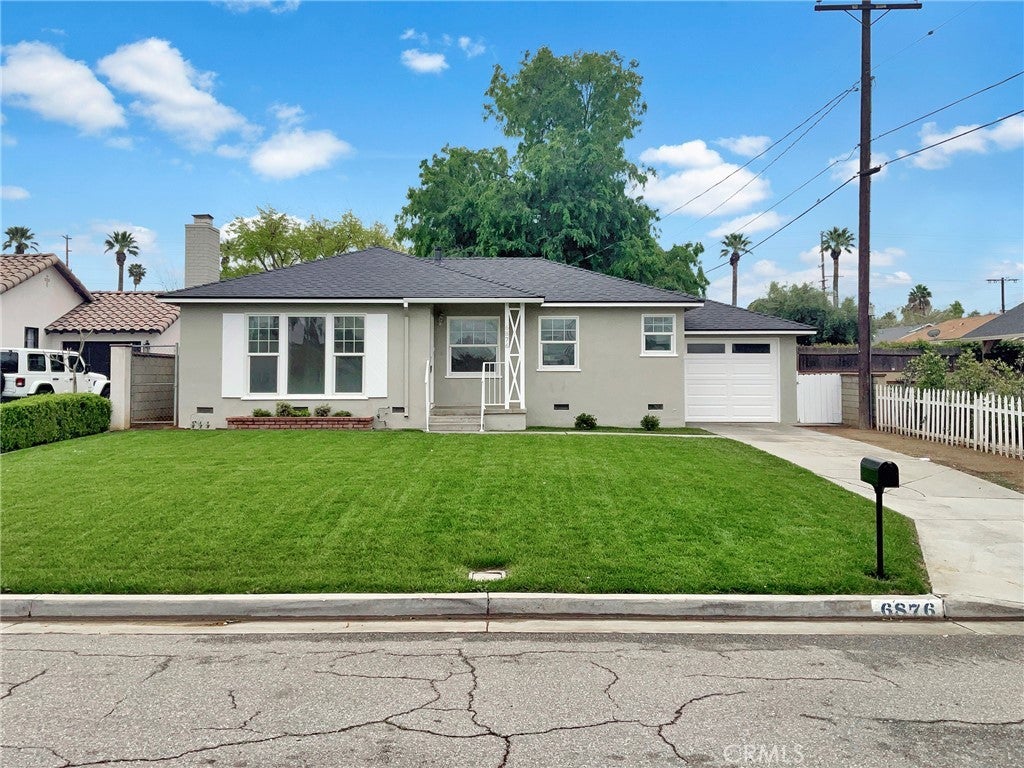 Photo of Listing #IV25070552