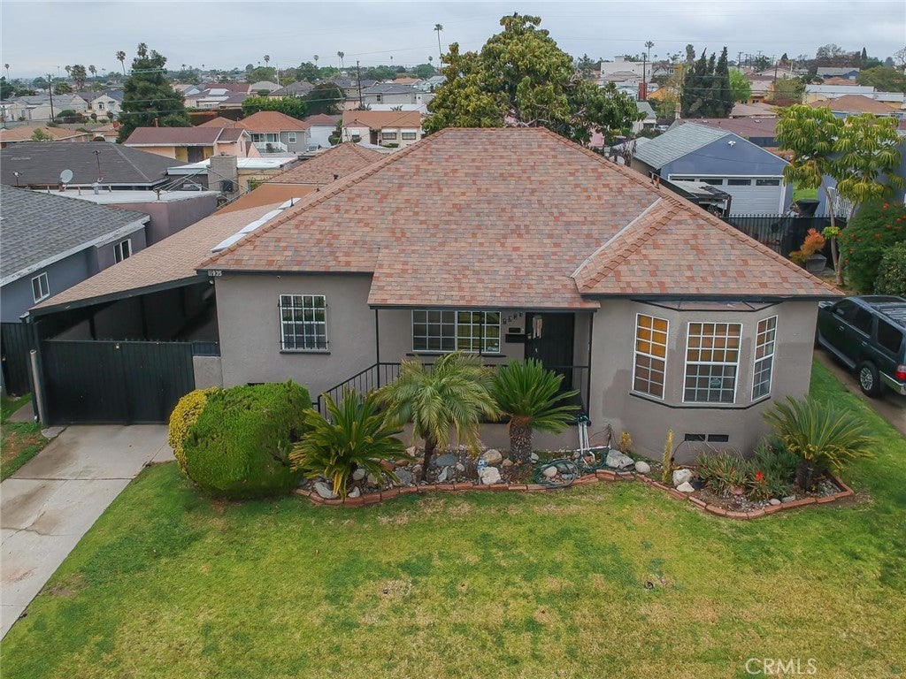 Photo of Listing #DW25065842