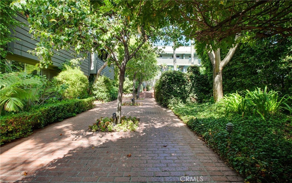 Photo of Listing #SB25070670