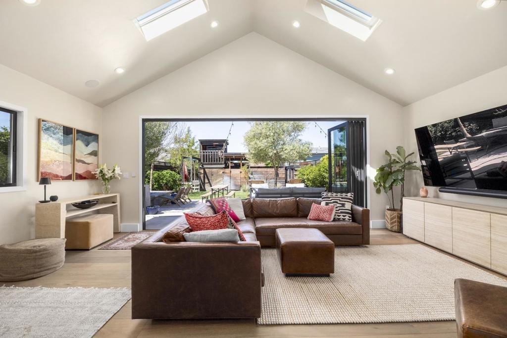 Photo of Listing #ML82000474