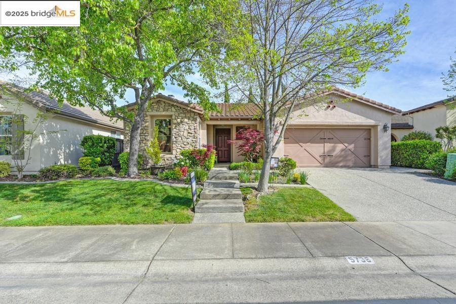 Photo of Listing #41091593