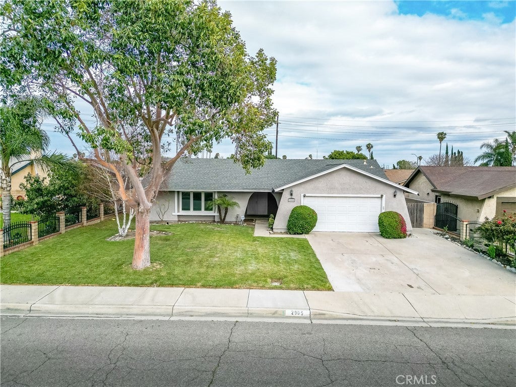 Photo of Listing #IV25067084