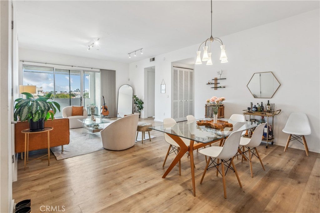 Photo of Listing #SB25070897