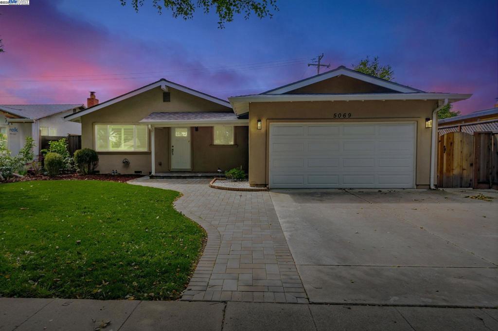 Photo of Listing #41091602