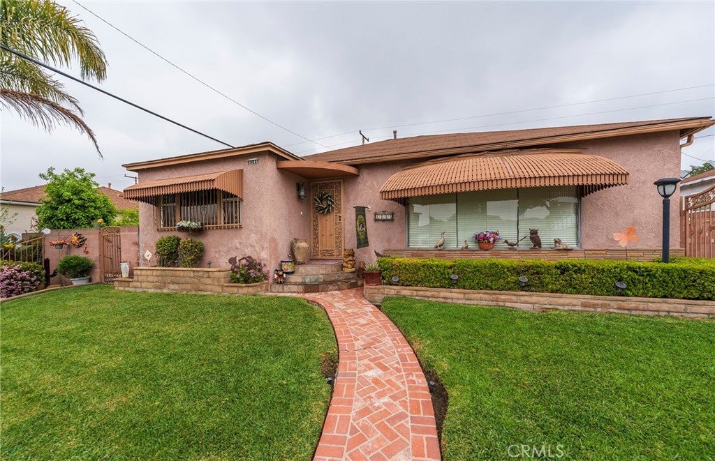 Photo of Listing #MB25071320