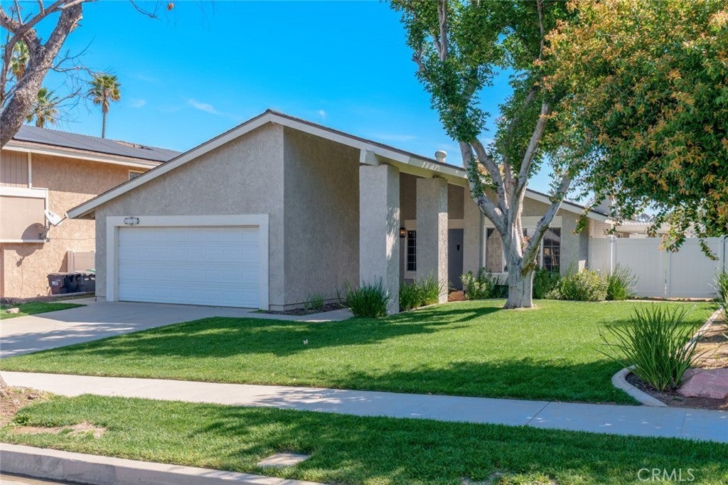 Photo of Listing #NP25071398