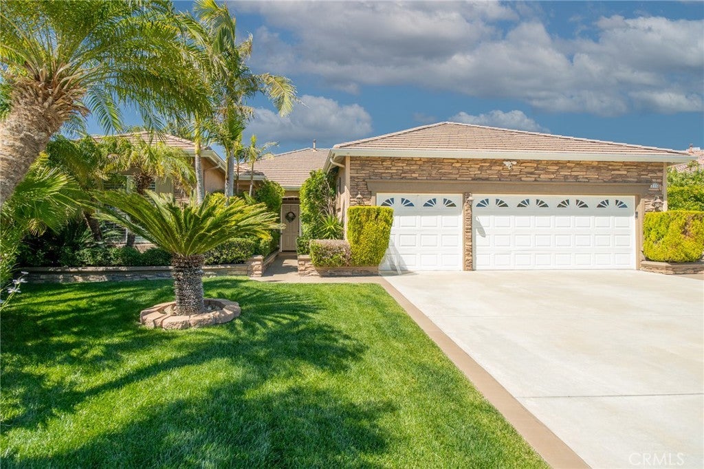 Photo of Listing #IV25071536