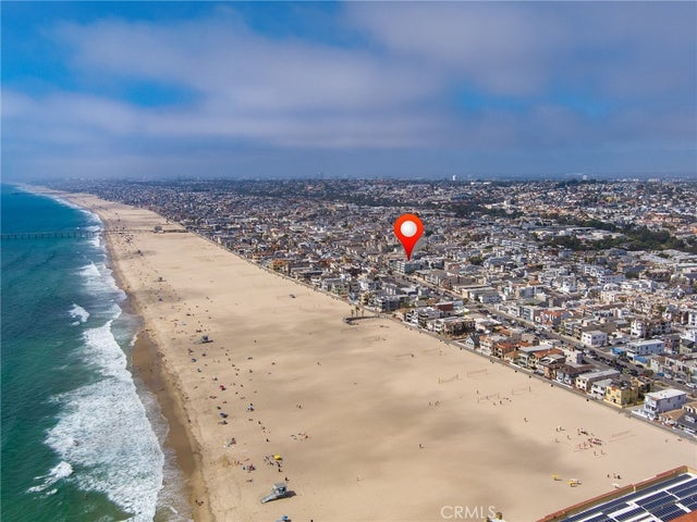 404 Hermosa Avenue 4, Hermosa Beach.