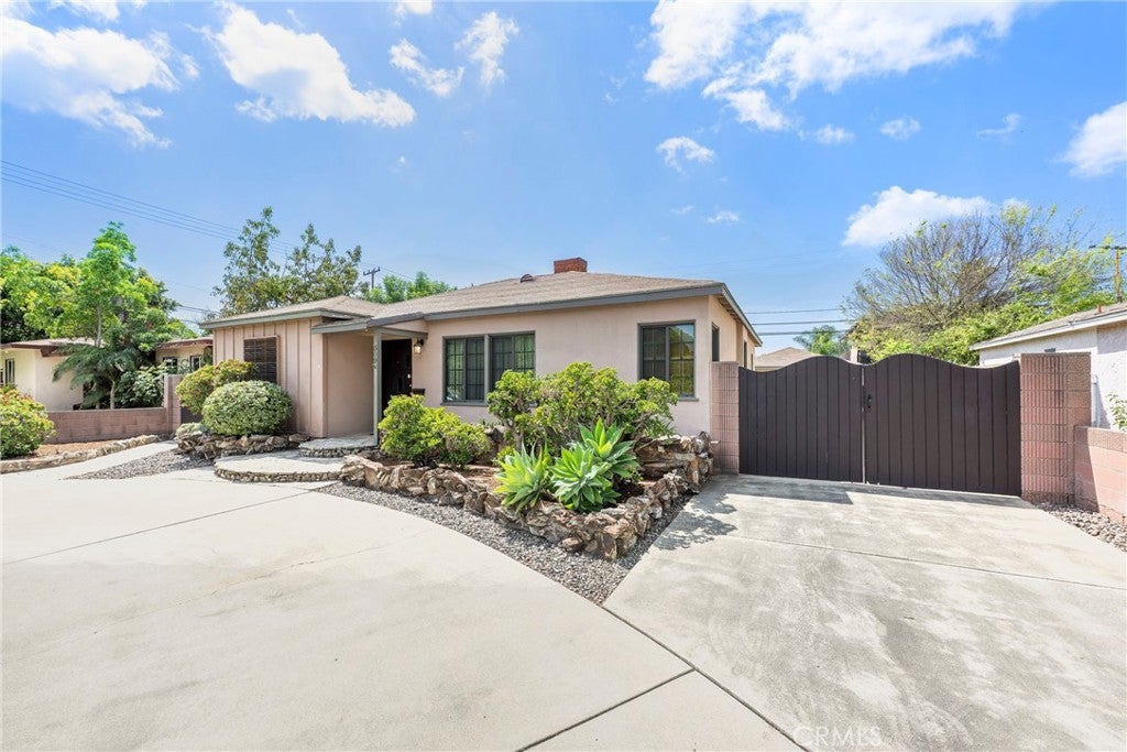 Photo of Listing #PW25069335