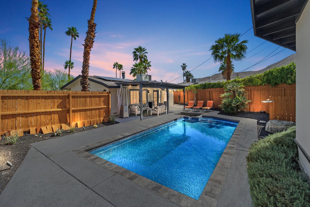 Photo of Listing #219127411DA