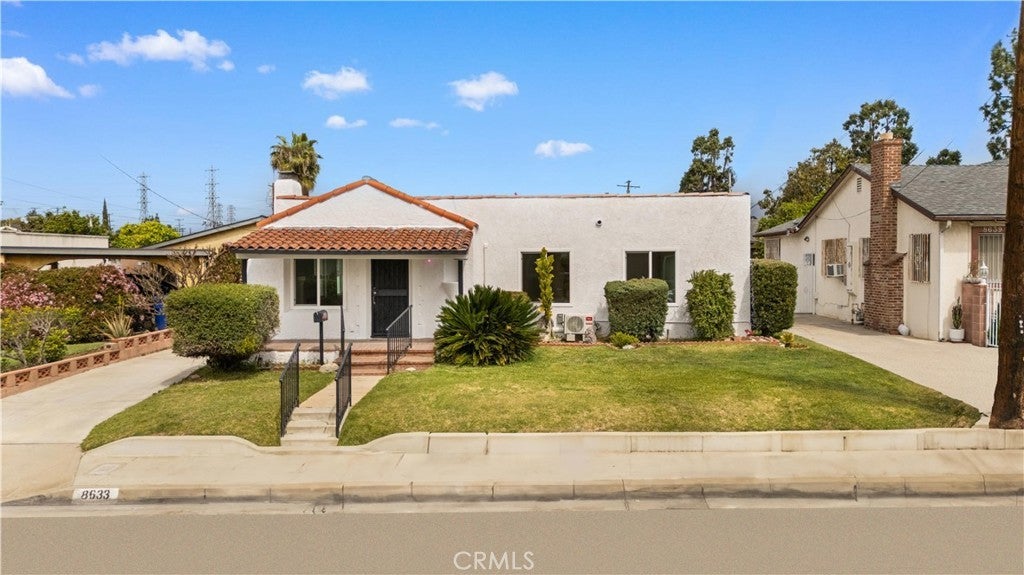 Photo of Listing #OC25070333