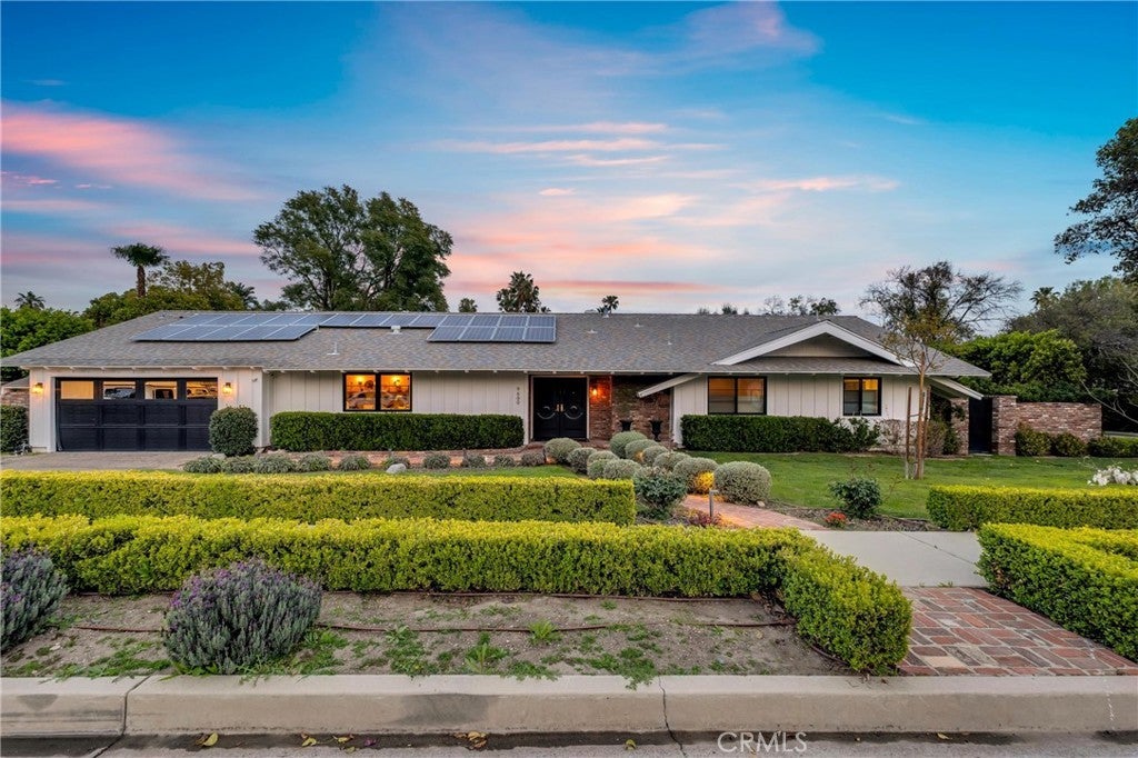 Photo of Listing #SR25068210