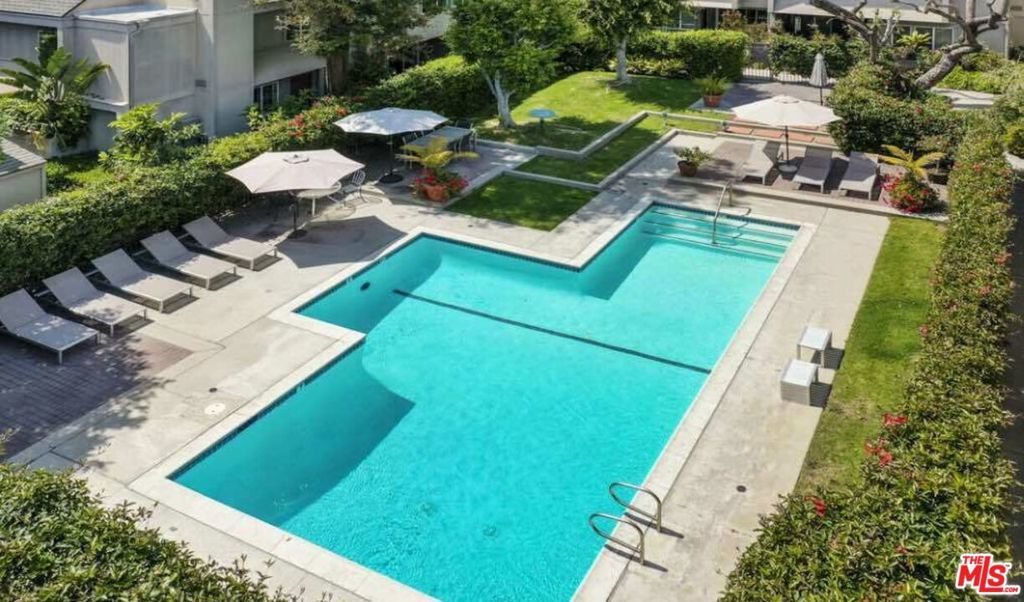 Photo of Listing #25519586