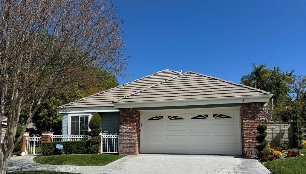 Photo of Listing #SR25066394