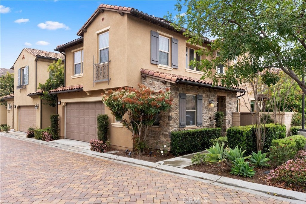 Photo of Listing #OC25070190