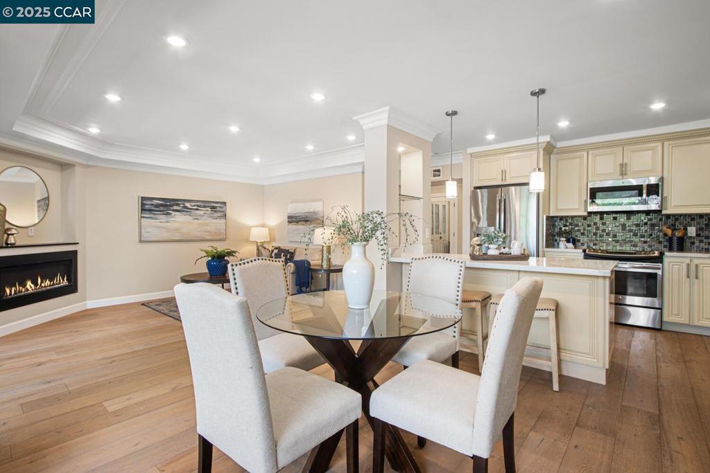 Photo of Listing #41091771