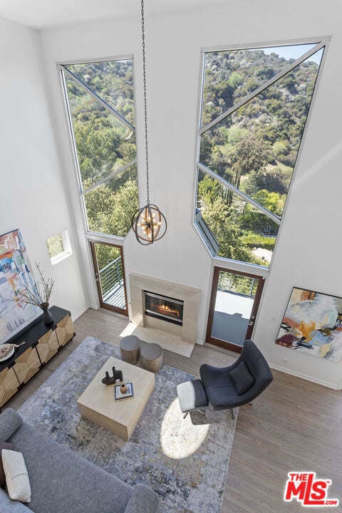 Photo of Listing #25517999