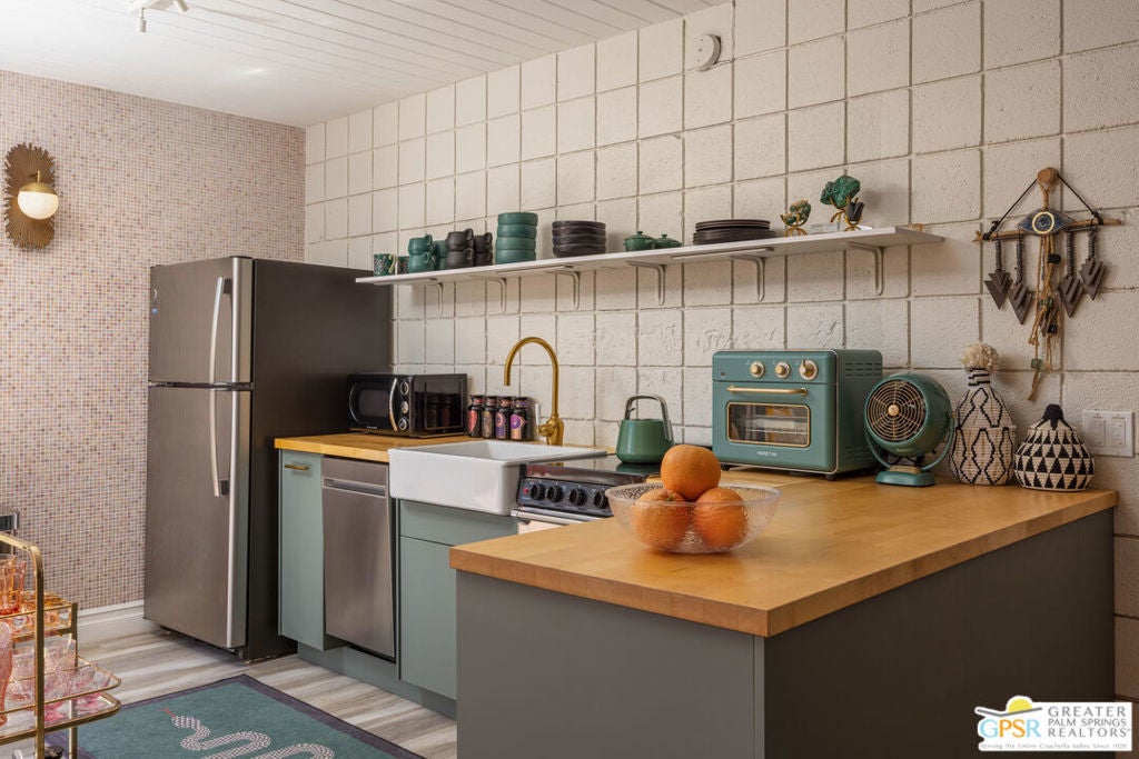 Photo of Listing #25518449PS