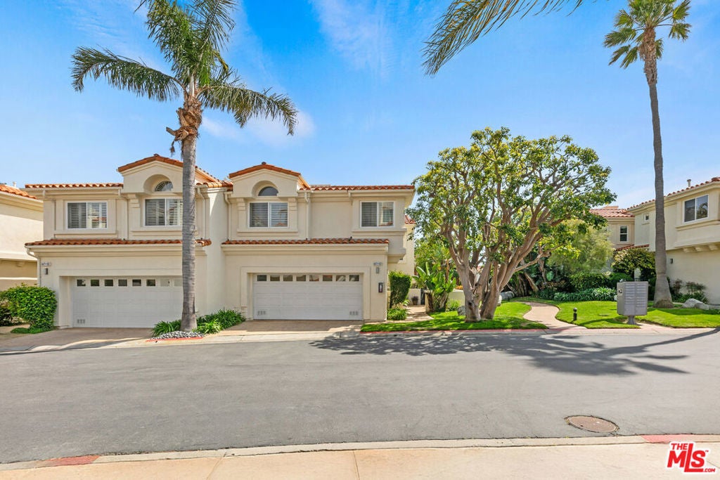 Photo of Listing #25519365