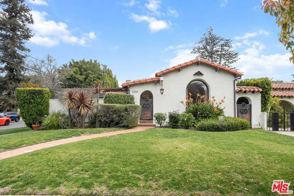 Photo of Listing #25519901