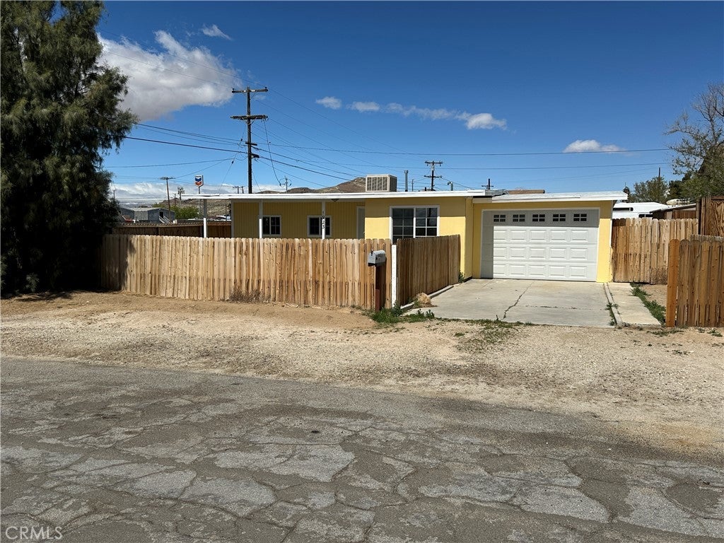 Photo of Listing #SR25051892