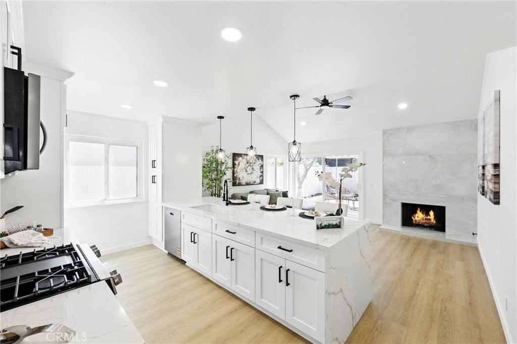 Photo of Listing #RS25065487