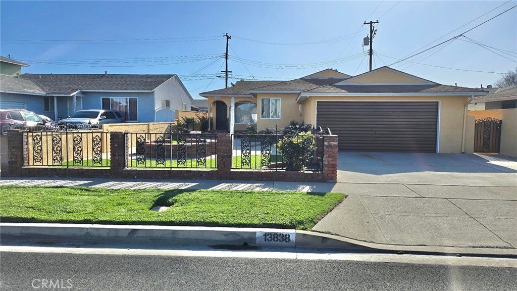 Photo of Listing #MB25070347