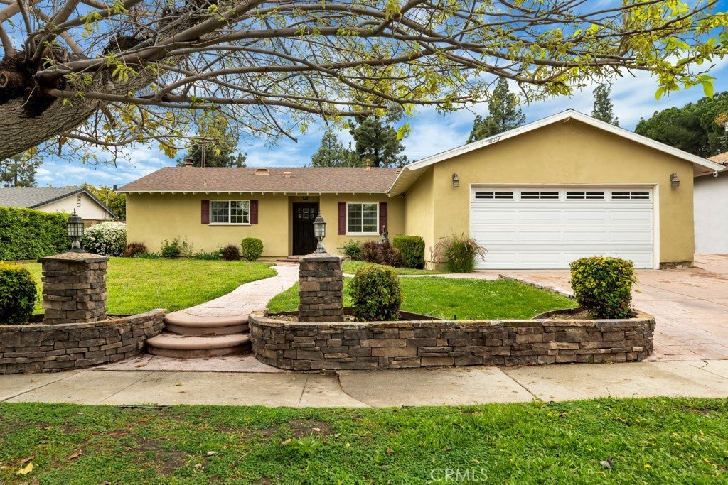 Photo of Listing #SR25071494