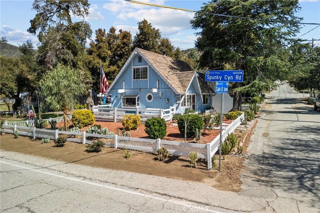 Photo of Listing #SR25072415