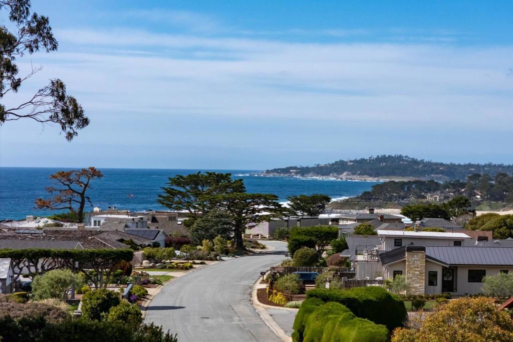 Photo of Listing #ML82000718