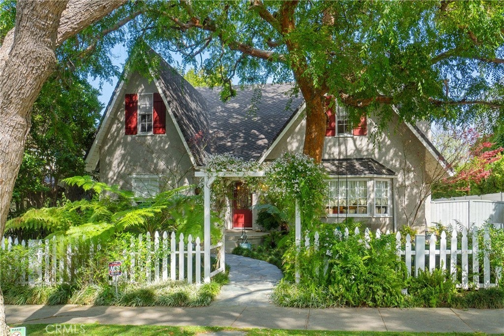 Photo of Listing #SR25072148