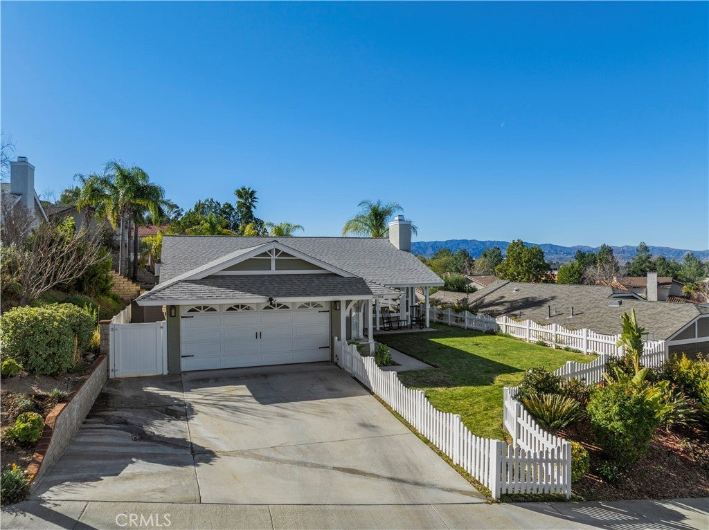 Photo of Listing #SR25037979