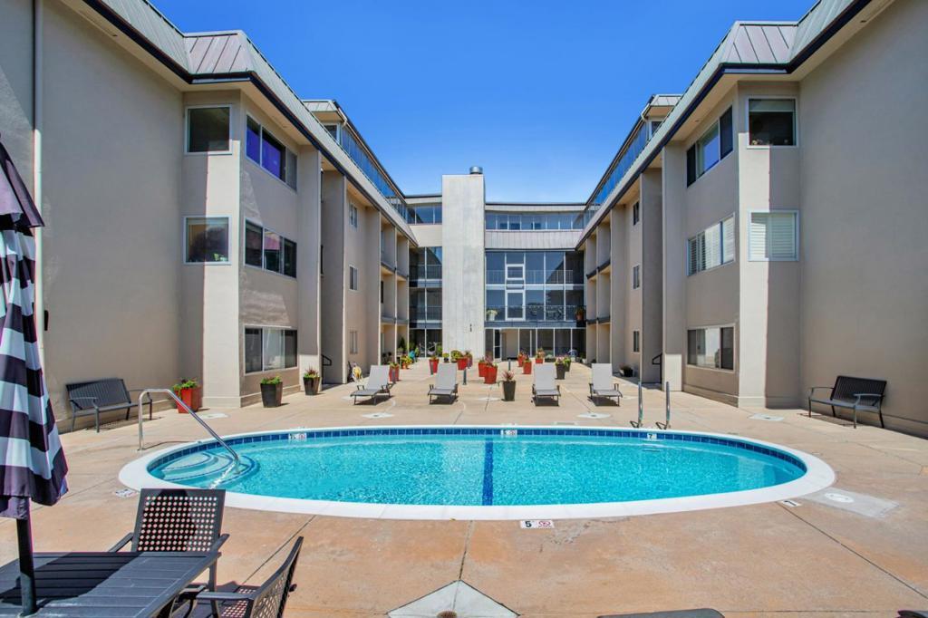 Photo of Listing #ML82000812