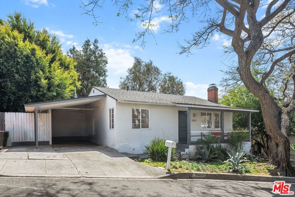 Photo of Listing #25519411